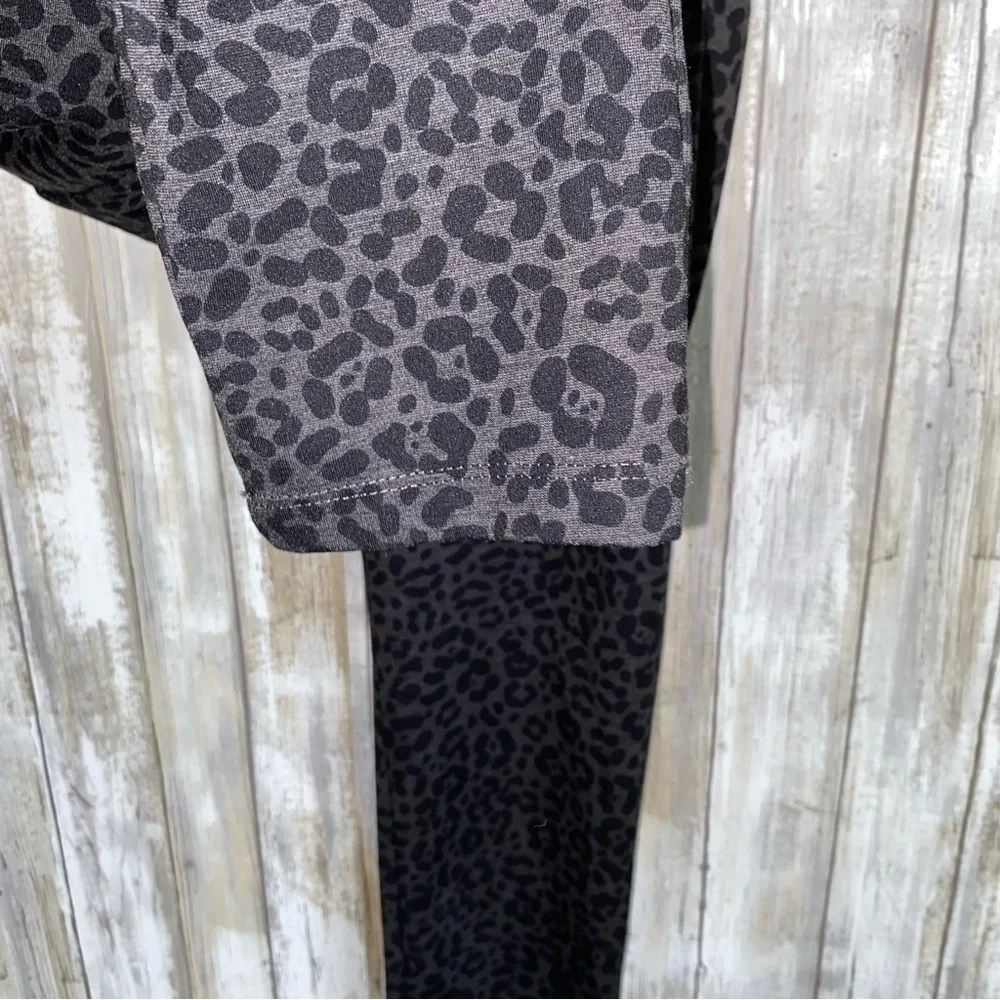 Ann Taylor Leopard Stretch High Rise Straight Leg Pants - Picture 4 of 5